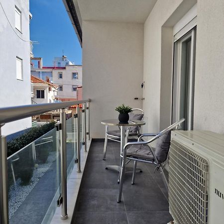 By The Sea Apartment Peraía Екстериор снимка