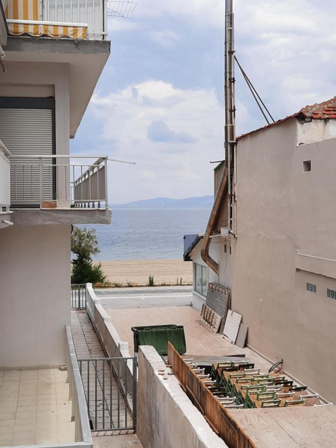By The Sea Apartment Peraía Екстериор снимка