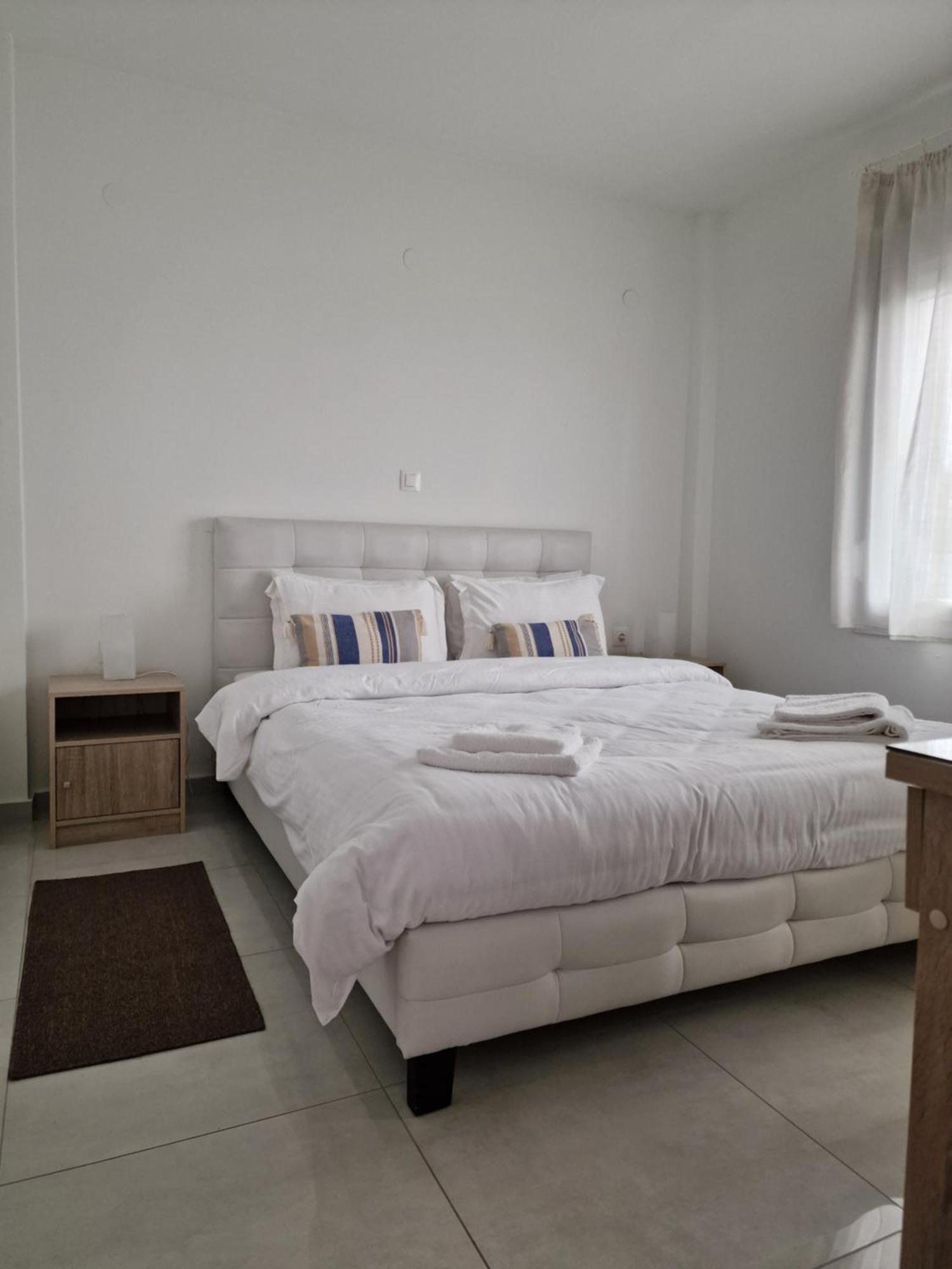 By The Sea Apartment Peraía Стая снимка