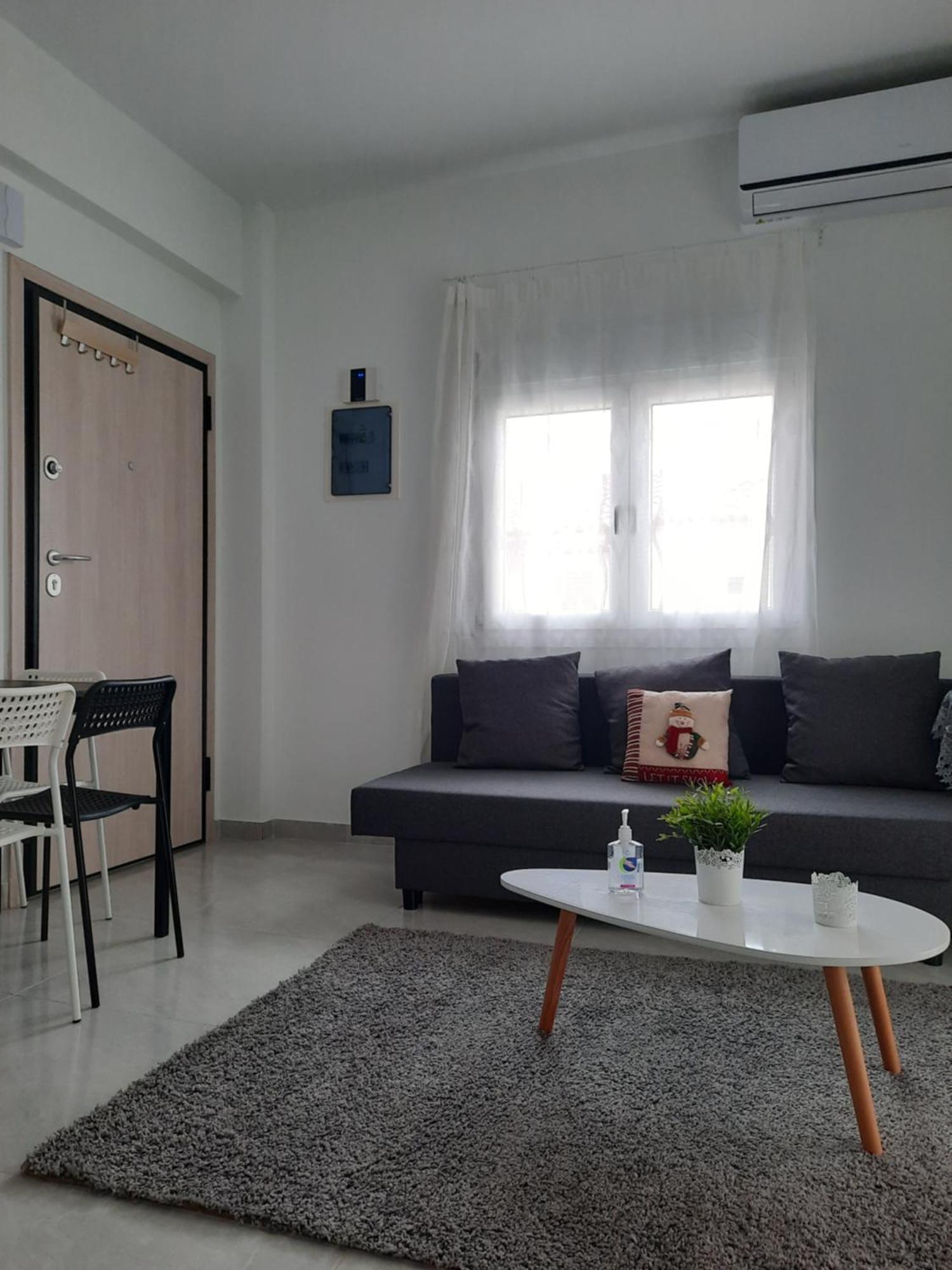 By The Sea Apartment Peraía Стая снимка