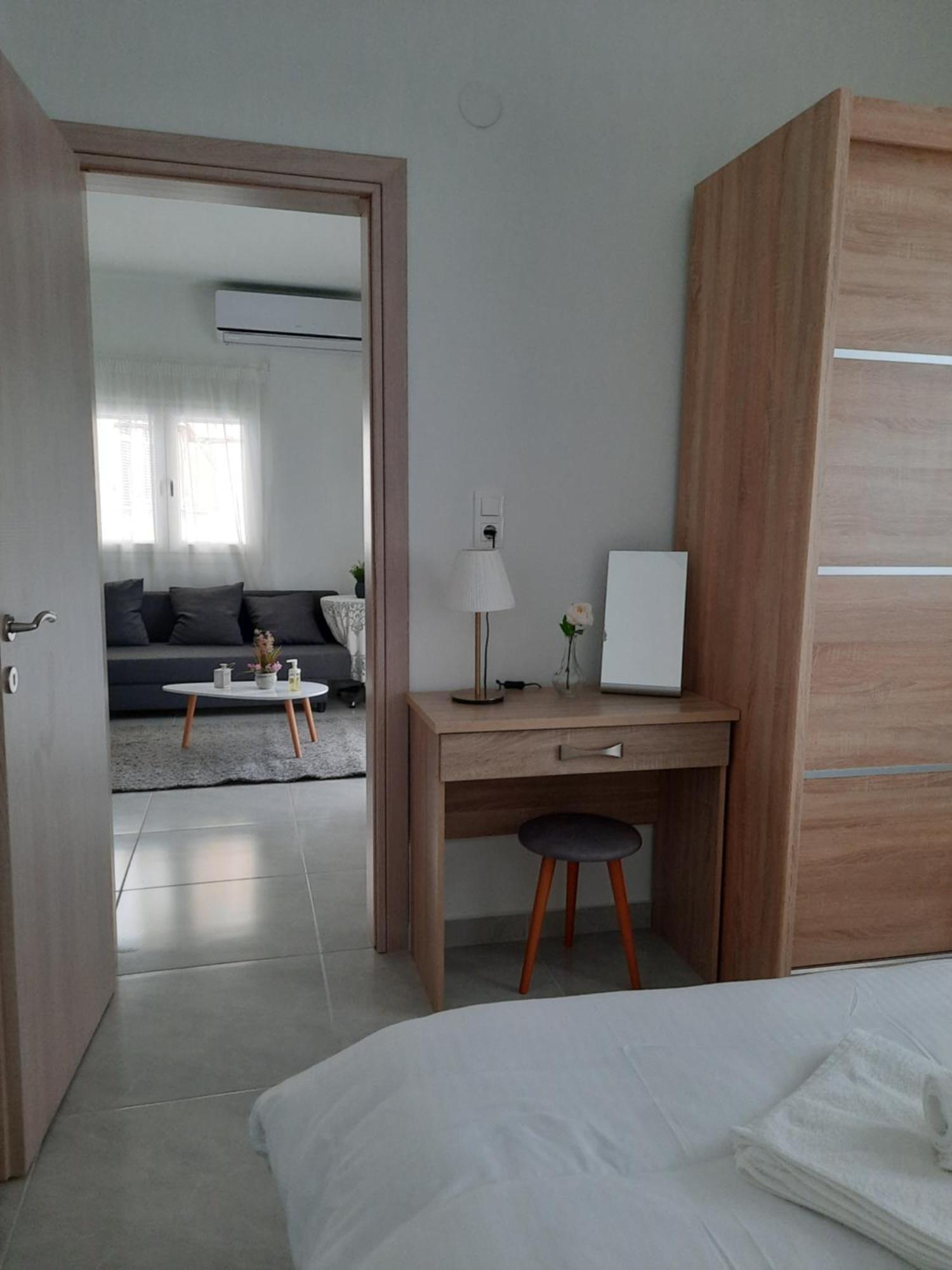 By The Sea Apartment Peraía Стая снимка